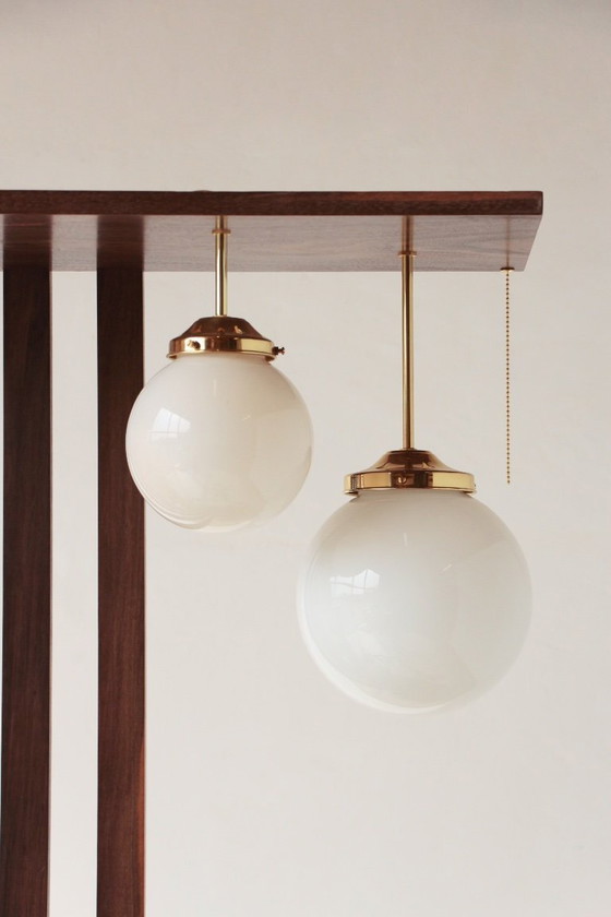 Image 1 of Divisorio per ambienti illuminato - Noce e ottone