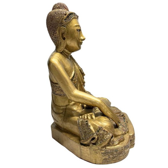 Gilded Wooden Buddha with Glass Inlay from Myanmar, Strong Features – Sculpture (photo 3 of 16)