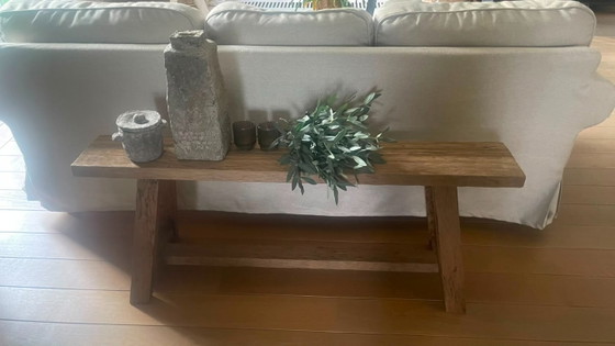 Handgefertigte Bank aus massiver Eiche – Beistelltische, Wood (photo 4 of 8)