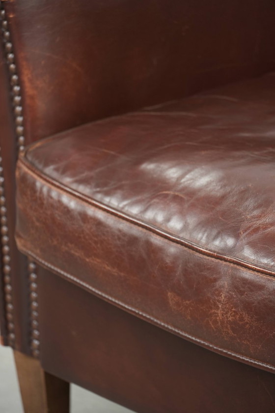 Image 1 of Comfortabele schapenleren fauteuil/ armchair met karakter en een goede dosis elegantie