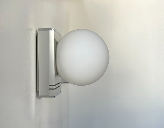 Image 1 of Lampada da parete vintage, cromo e opalina, Francia 1970