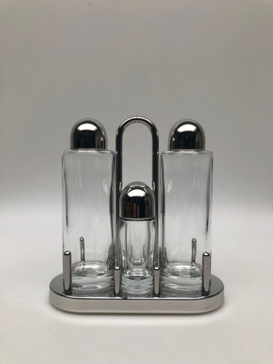 Image 1 of Het is bloederig, maar Alessi.