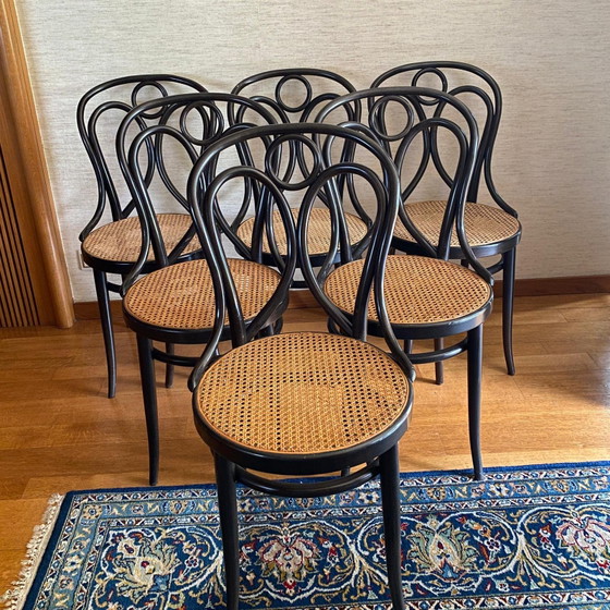 Set da pranzo originale Thonet: tavolo ovale + 6 sedie modello 19 (marcato 1987) – espandibile con 2 (photo 5 of 15)