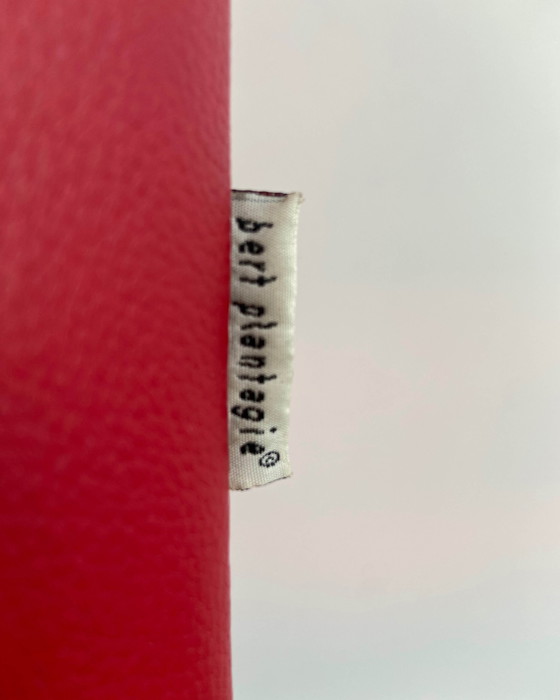 Image 1 of 6x Bert Plantagie Arc Eetkamerstoel Rood Met Wieltjes