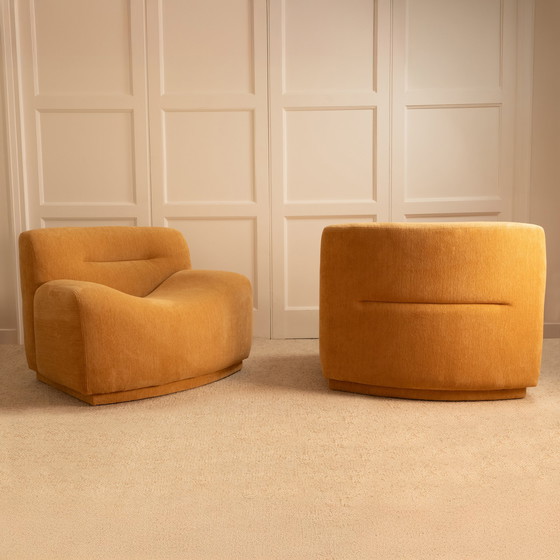 Image 1 of Pair of Wavy Armchairs - Italy 1970s