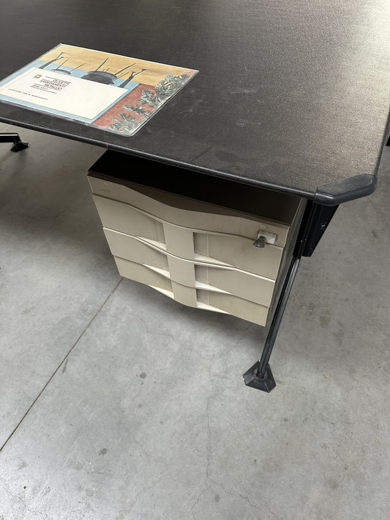 Image 1 of Oficina de ARCO Olivetti