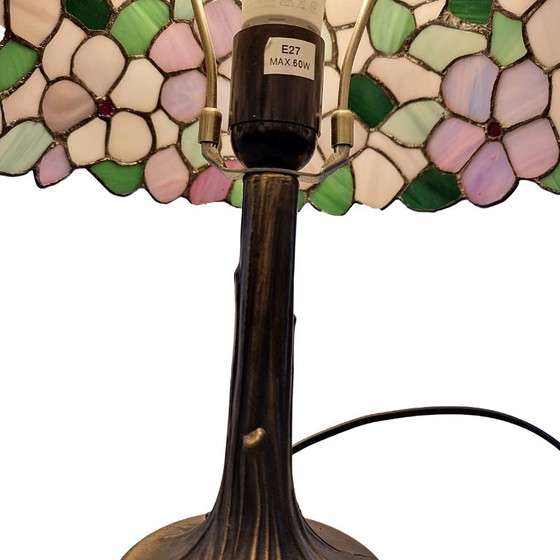 Classic Tiffany Style Table Lamp, Late 20th Century – Glass (photo 4 of 7)