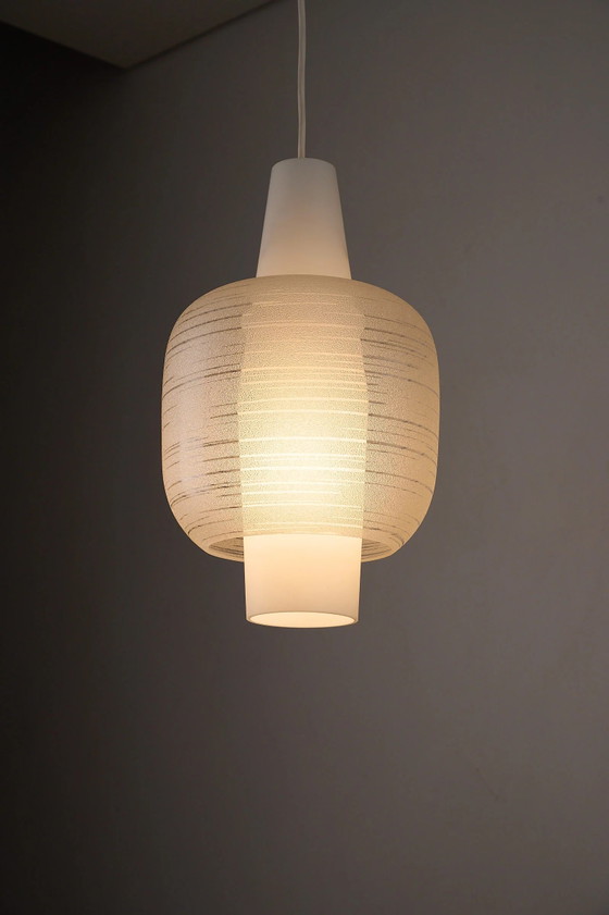 Lampada a Sospensione in Vetro Ghiaccio con Diffusore in Opalina, Plafoniere, Cromo, Bianco (foto 5 di 9)
