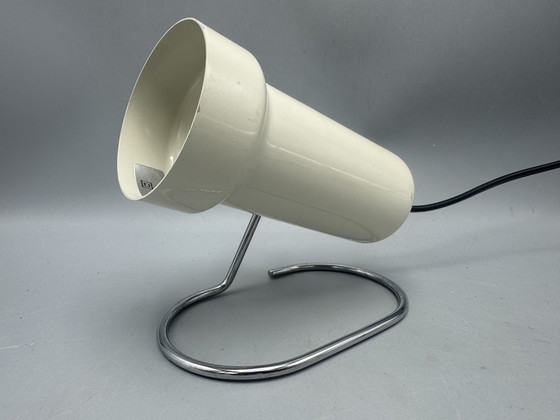 Image 1 of Projecteur vintage crème avec base chromée