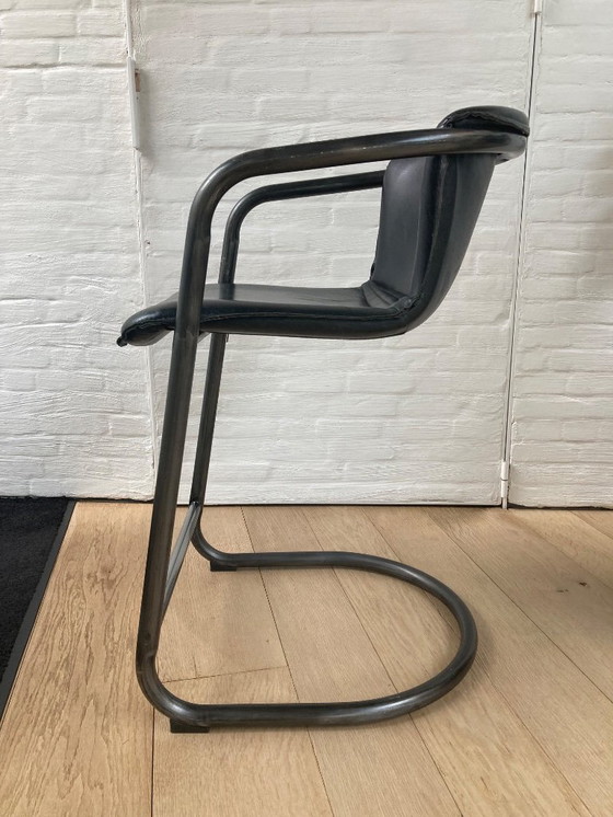 Image 1 of 8 sedie da pranzo in metallo con seduta in pelle