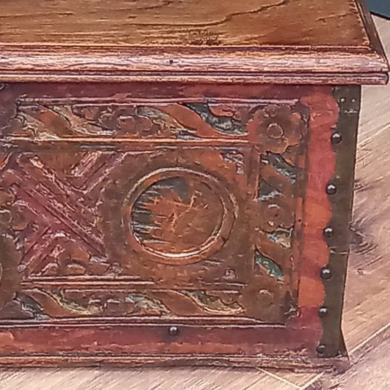 Image 1 of Oostenrijks Eikenhouten bruidskistje