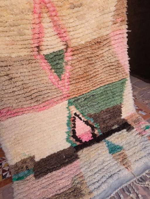 Tappeto Boujaad rosa e crema 150 x 100 cm