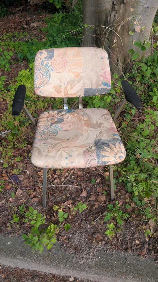 Chaise Revolt - Friso Kramer - Ahrend de Cirkel