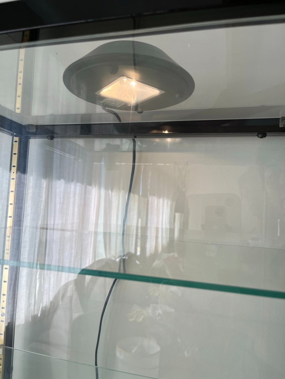 Image 1 of Pierre Vandel's shop window is closed.