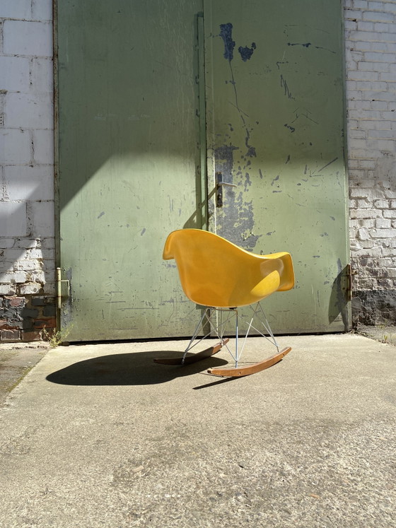 Image 1 of CHARLES EAMES | Fehlbaum per. armchair canary yellow vitra miller