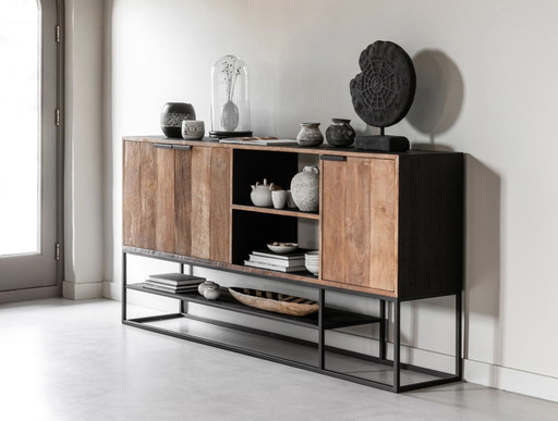 Göttlich – RT Design, dressoirs