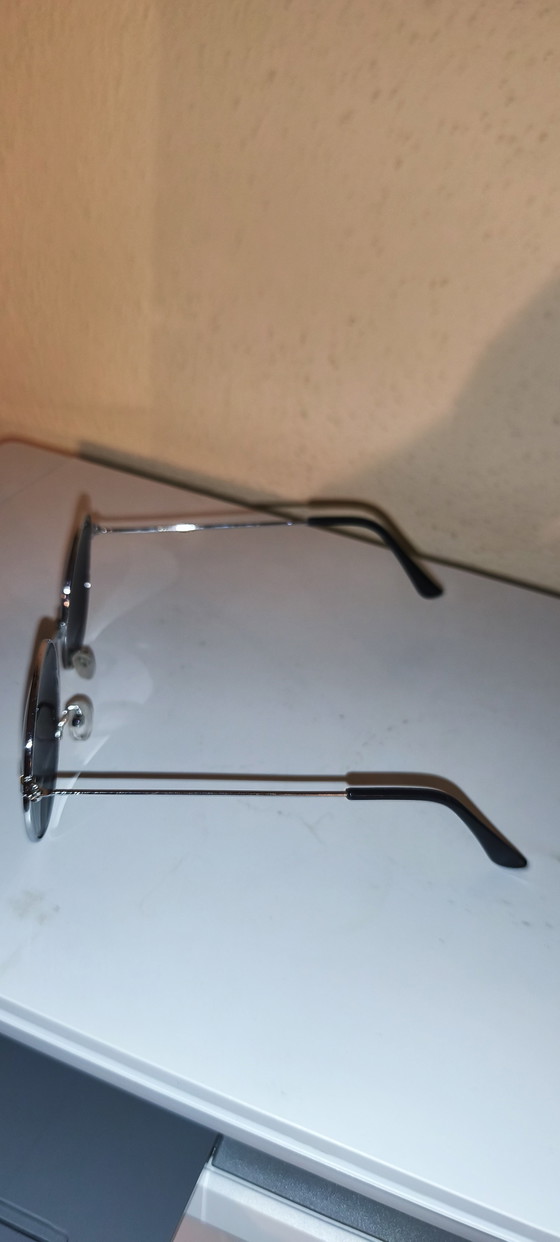Lunettes style Jon Lennon des années 70 et 80 – Cadeaux, Glass, Metal (photo 5 of 9)