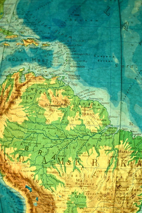 Image 1 of Columbus Duo globe