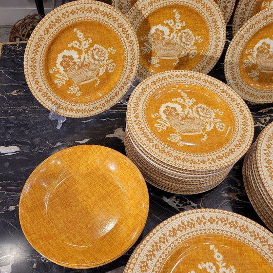 Image 1 of 54-delig serviesset “Paniers Fleuris”, Limoges porselein, Patrick Frey, jaren 90 – Frankrijk