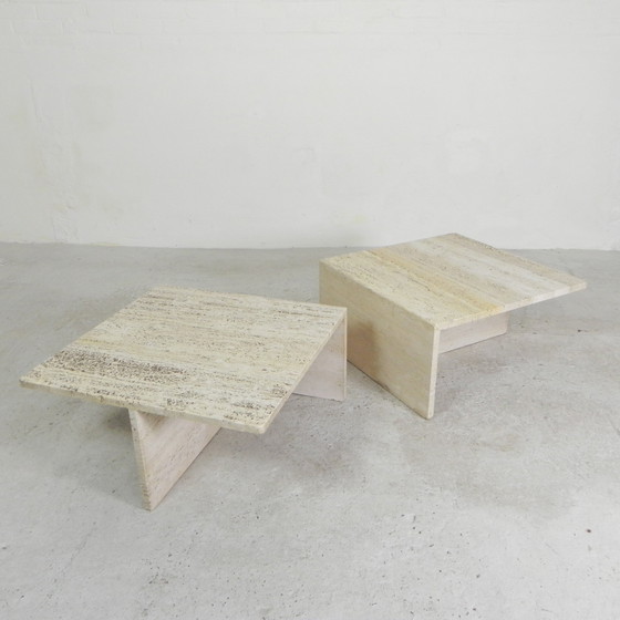 Image 1 of Ensemble de 2 tables basses en travertin, Up and Up, années 1970