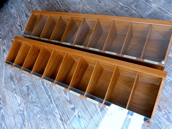 Image 1 of 2 estantes de mediados de siglo