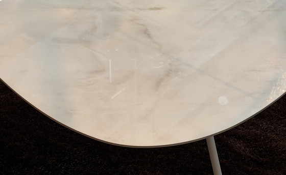 Image 1 of Leolux Liliom coffee table NEW