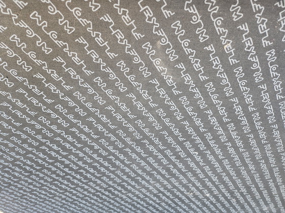 Image 1 of Flexform – Bangkok Ottoman von Antonio Citterio