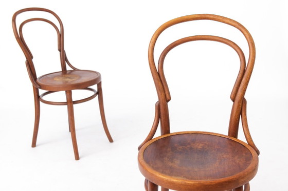Par de sillas antiguas de madera curvada | Sillas de comedor austriacas de madera de haya | Estilo Thonet | (photo 5 of 11)