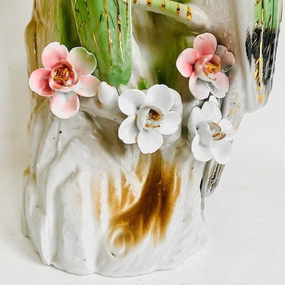 Image 1 of Vintage colourful XL sculpture pigeons porcelaine