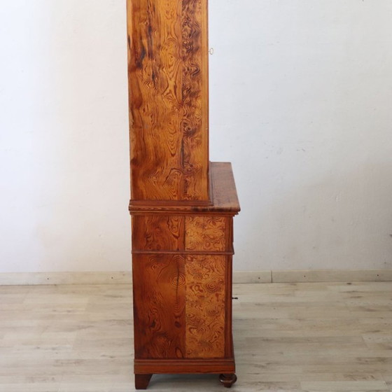 Vitrine ancienne en bois de mélèze, Italie, fin du XIXe siècle – Wood (photo 9 of 13)