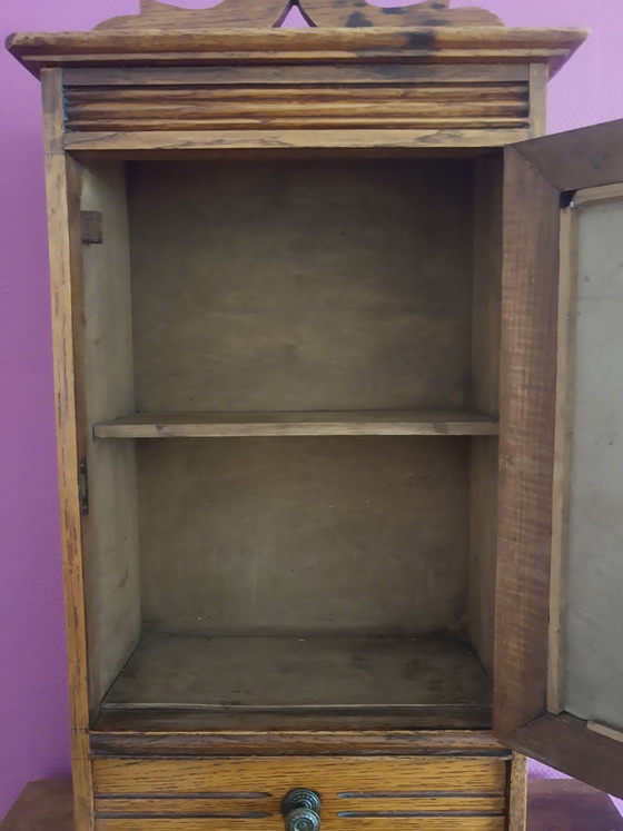 Antique French Art Deco brocante oak medicine cabinet with mirror – apothecary cabinet – wall cabinet (photo 7 of 15)