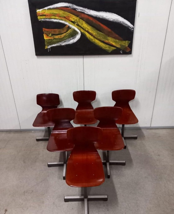 Image 1 of Set van 6 Pagholz stoelen in mid-century modern stijl, met gevormde multiplex zittingen en stalen onderstel, jaren 60.