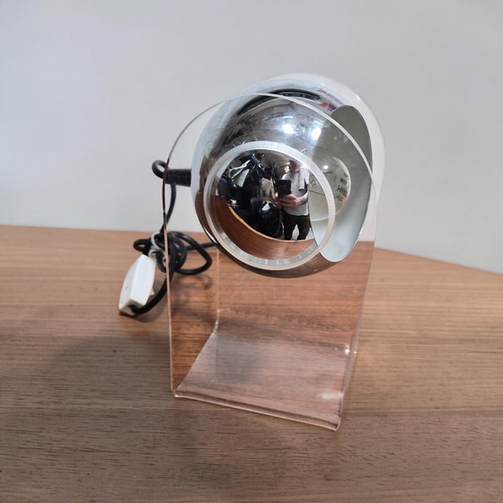 Vintage Space Age Chrome Acrylic Table Lamp Eyeball Gino Sarfatti – Ging Sarfatti (photo 4 of 10)