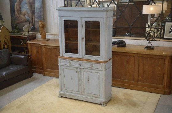 Credenza a due corpi patinata del XIX secolo. – Armadi contenitori, Vintage (photo 4 of 14)