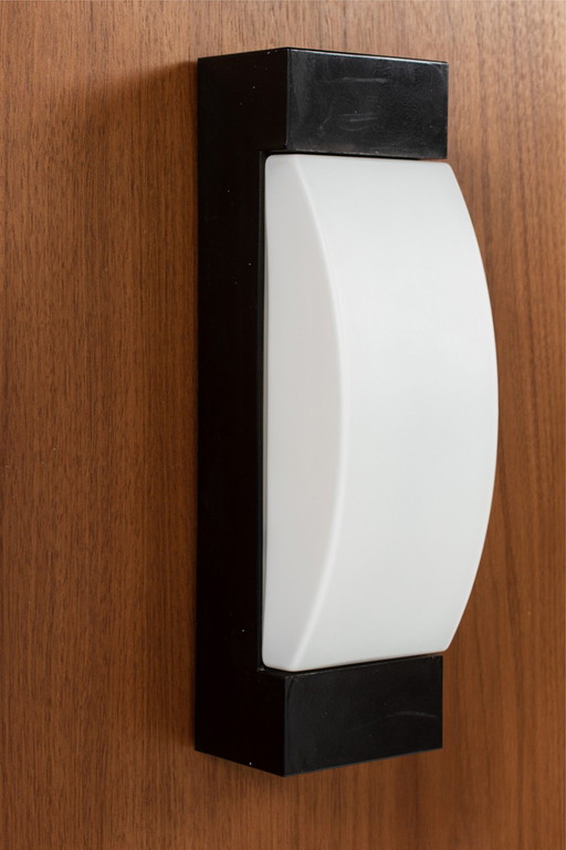 Touch wall lamp