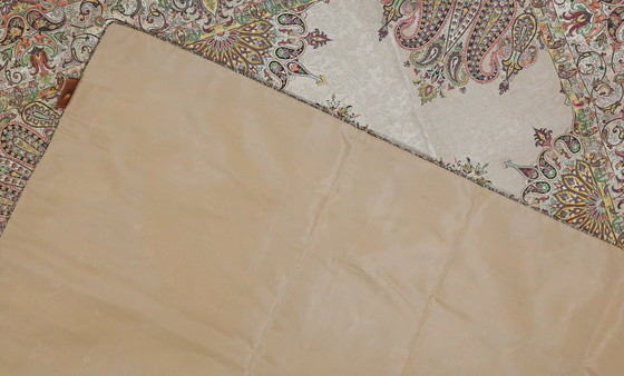 Image 1 of Tovaglia orientale fatta a mano, finemente lavorata con fili di seta, 100 x 100 cm