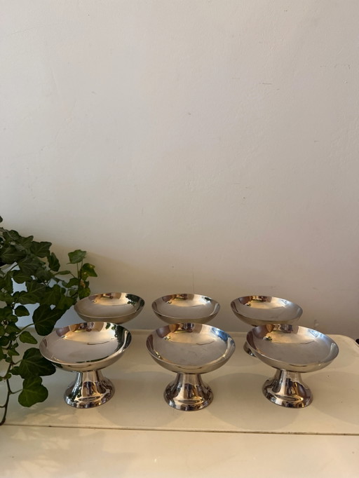Set aus 6 Chrom-Coupes