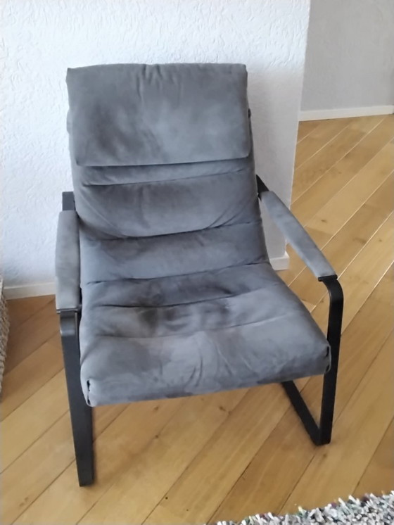 Image 1 of 2 x Indra Armchair by Leolux