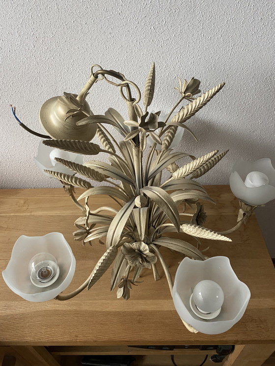 Image 1 of Lampadario Hollywood Regency Coco Chanel, fascio di grano