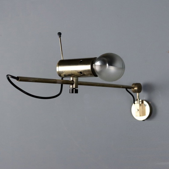 Image 1 of Deux lampes « 194 » de Tito Agnoli pour Oluce