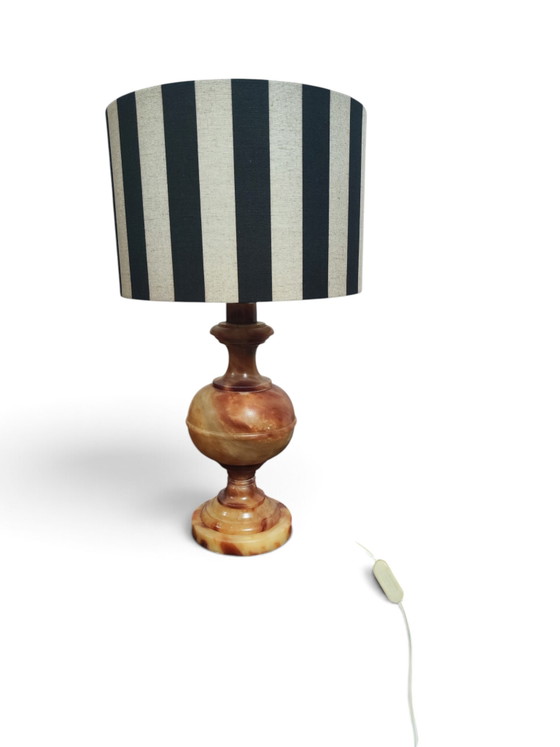 Earthy Alabaster Italian Lamp 1950s – Table lamps, Stone, Textile (photo 3 of 5)