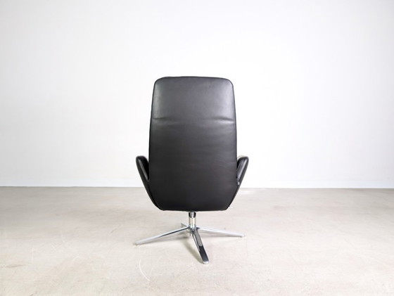 Image 1 of Poltrona COR CORDIA originale 15111 pelle 286 nero girevole