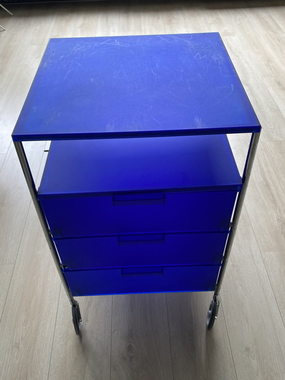 Image 1 of Kartell Mobil 3 cabinet, color cobalt blue