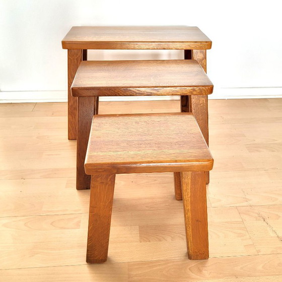Image 1 of 3 brutalistische Beistelltische aus heller Eiche im Stil der 70er Jahre.