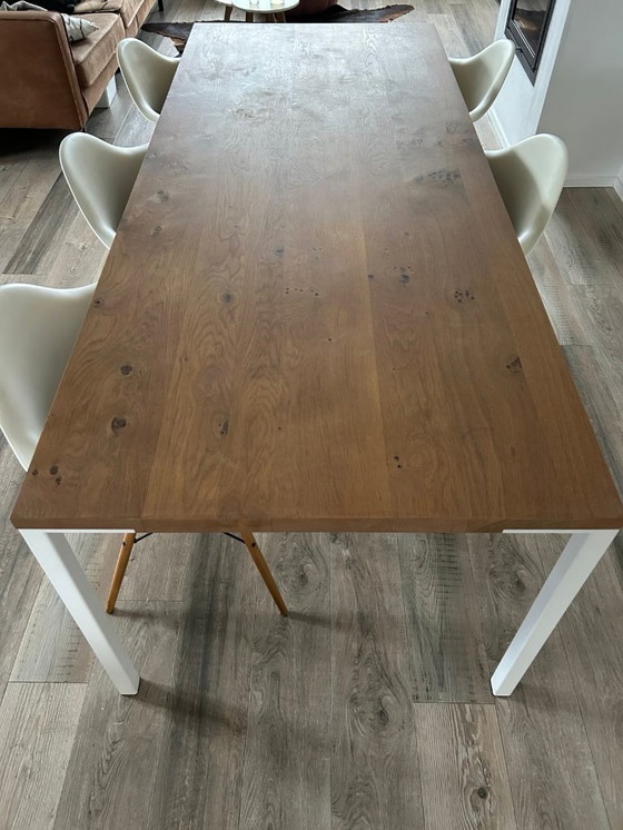 Image 1 of Wood brand Lima Oak Table