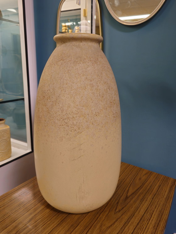 Image 1 of Vaso da pavimento vintage della Germania Ovest, vaso a forma di orecchio, beige