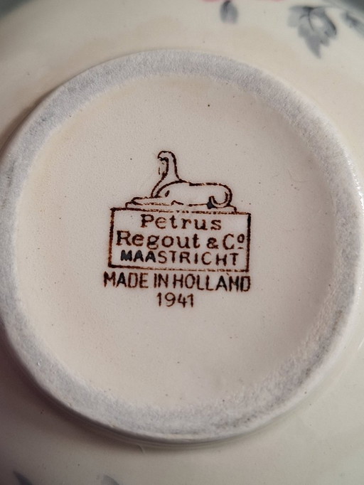 Unique Petrus Regout tableware from 1941