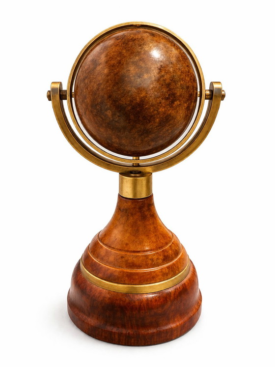 Image 1 of Kuriositätenkabinett-Set: Seltene Nestlé-Postkarte aus den 1920er Jahren & Kardankompass aus den 1960er Jahren