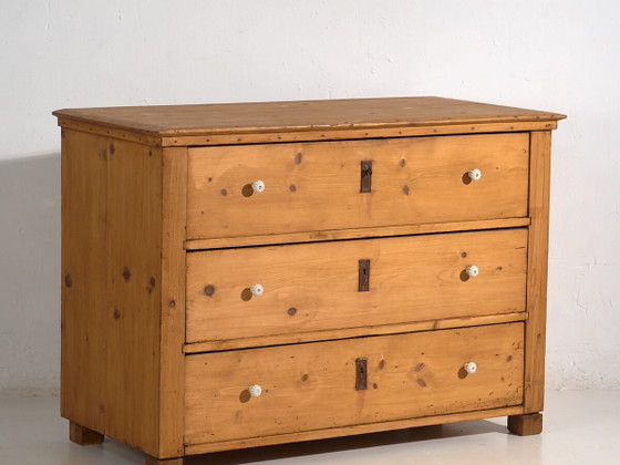 Antike Kommode mit drei Schubladen (ca. 1920) #17 – Kommoden, Rustic (photo 2 of 40)