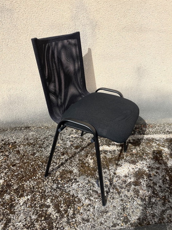 Image 1 of lot de 27 ChaiseS bureau réunion-visiteurs empilable maille noire/tissu.